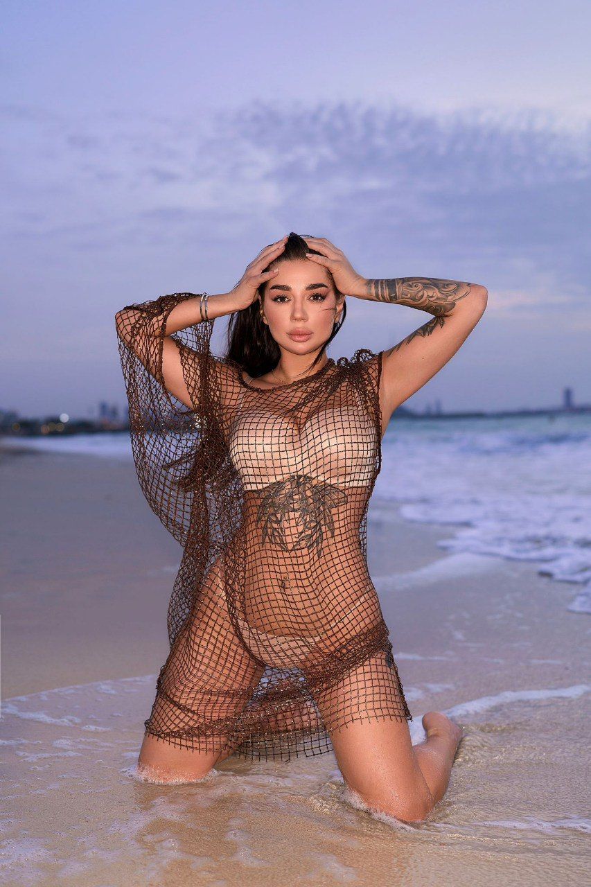Model Jalila
